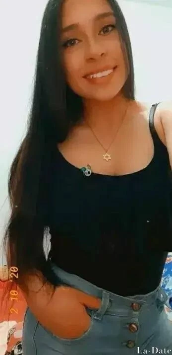 Stephany Profile image 3