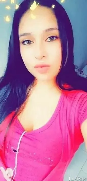 Stephany Profile image 4