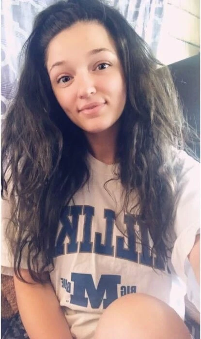 Tinaa_mar Profile image 2