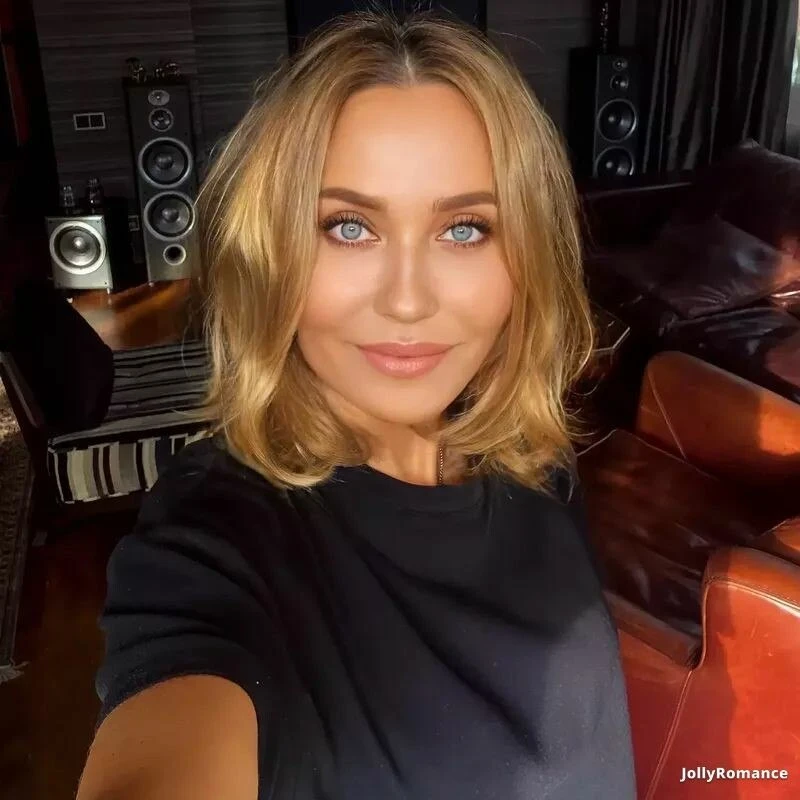 Inna Profile image 4