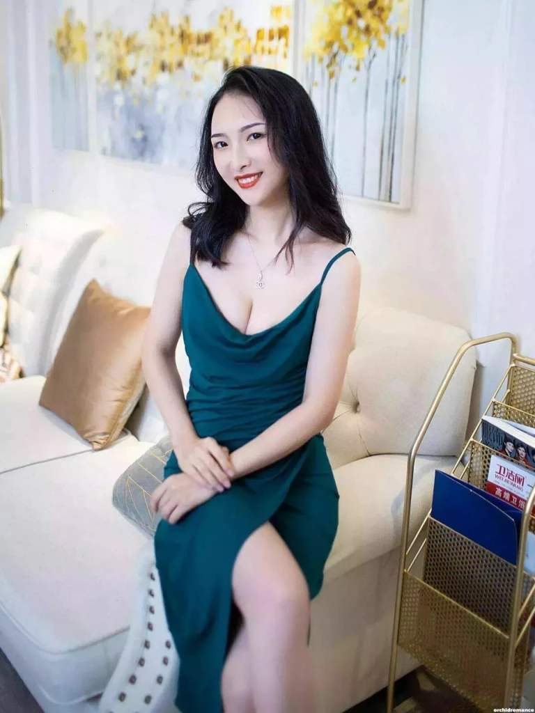 Sisi Profile image 1